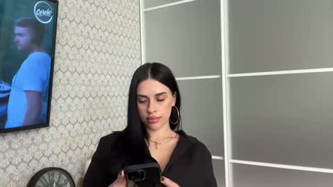 CLEOPATRA online show from January 17, 1:03 pm