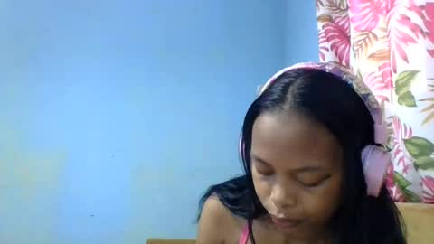 annah361037 online show from July 13, 5:00 am