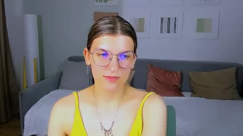 Im Anna online show from May 30, 11:52 am