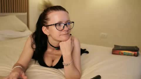 Anna June online show from June 5, 5:29 pm