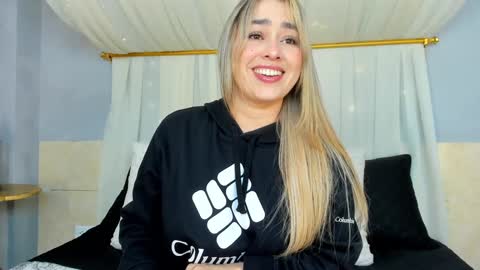 Anna Victoria online show from January 4, 12:48 am