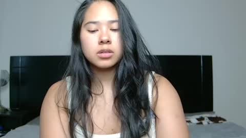 Anna online show from March 24, 9:43 pm