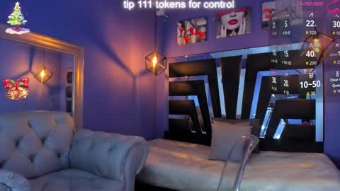 Anne online show from December 22, 7:42 pm