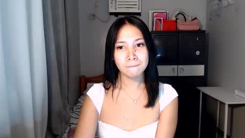 annie online show from May 21, 6:58 pm