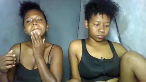 annick98 online show from February 9, 8:44 pm