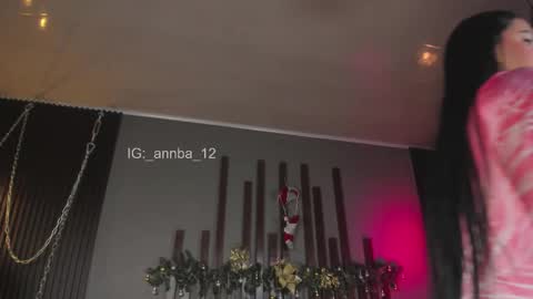 annie_barozzi online show from December 2, 3:10 pm