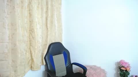 Annie3 online show from October 26, 1:06 am