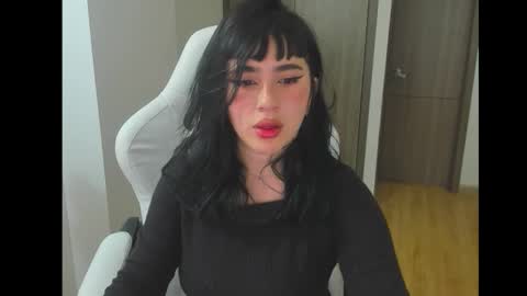 JEANNE no olvides seguirme dont forget follow me  uu online show from January 13, 1:13 am