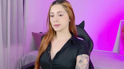 Annie online show from March 18, 2:06 am