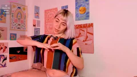 annietinky online show from February 12, 12:25 am