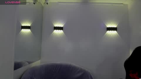 Annie Evans  online show from September 17, 2:20 pm