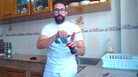 adrenalinE online show from October 18, 2:54 pm