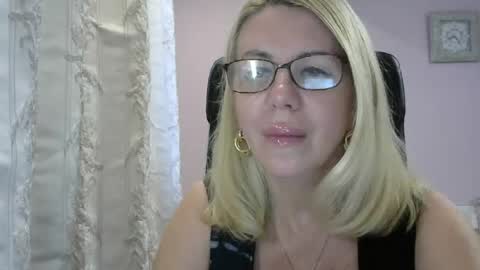 anny_wild1 online show from June 15, 5:27 pm
