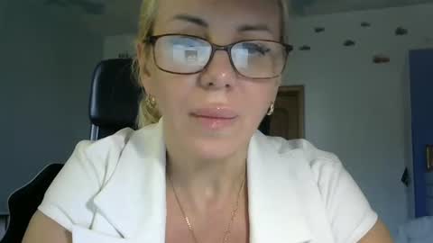 anny_wild1 online show from May 21, 1:50 pm