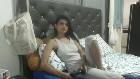 annychat28 online show from November 27, 7:10 pm