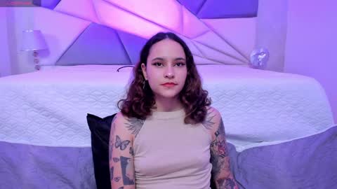 AnnyT online show from January 26, 8:45 pm