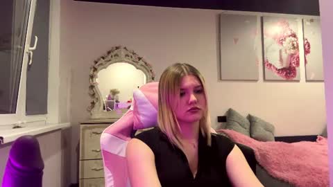 annyvibess online show from June 30, 9:46 pm