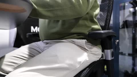 D online show from February 17, 1:33 pm