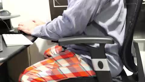 D online show from December 1, 1:53 pm