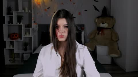 Anora online show from October 26, 12:39 pm