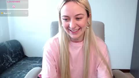 Antonia online show from January 8, 4:00 pm