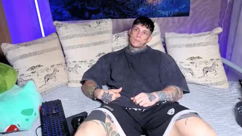 Tom online show from November 15, 7:21 am