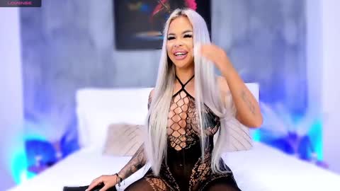 Snapshot of anyas_dolce chatting on January 28, 6:39 pm anyas_dolce online show from January 28, 6:39 pm