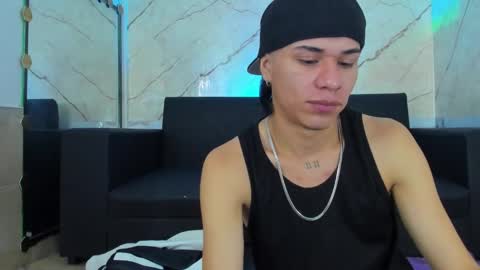 Snapshot of anyelo_sexyhot chatting on September 25, 12:34 pm anyelo_sexyhot online show from September 25, 12:34 pm
