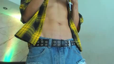 Snapshot of anyelo_sexyhot chatting on October 3, 12:13 pm anyelo_sexyhot online show from October 3, 12:13 pm