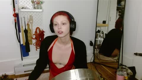 Lila online show from March 12, 12:03 am