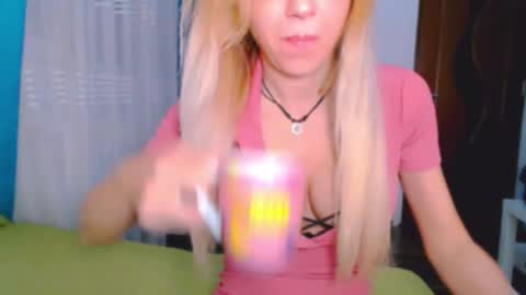 Snapshot of anysadoll chatting on November 1, 2:34 am An online show from November 1, 2:34 am