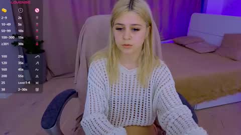 ApheliaStar online show from March 17, 4:23 pm