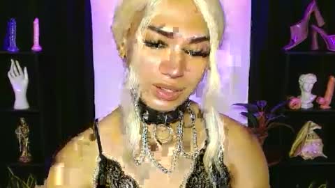 Snapshot of aphr0dite_x chatting on January 29, 6:18 pm Roman Goddess online show from January 29, 6:18 pm