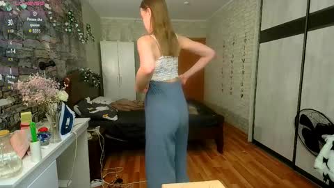 Aphrodite online show from April 4, 11:06 am