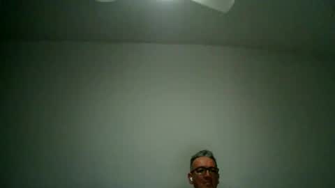 Snapshot of apixaba chatting on January 19, 9:55 pm furry bear online show from January 19, 9:55 pm