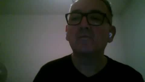 Snapshot of apixaba chatting on December 7, 11:18 pm furry bear online show from December 7, 11:18 pm