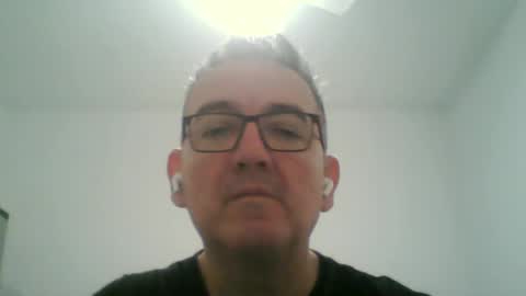 Snapshot of apixaba chatting on December 8, 8:36 pm furry bear online show from December 8, 8:36 pm