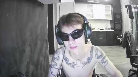 aplant_ online show from September 14, 5:58 pm