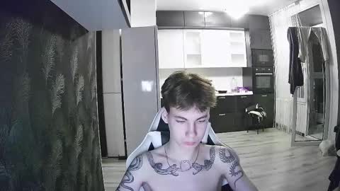 aplant_ online show from September 19, 10:24 pm