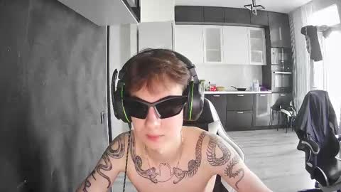 aplant_ online show from September 13, 1:57 pm