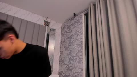   online show from May 22, 2:40 am