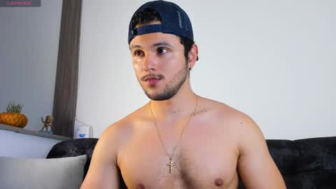 Apolo Klein online show from April 29, 7:13 am