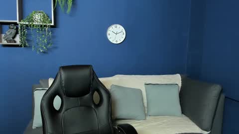 Apolo online show from March 7, 7:16 pm