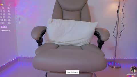 Apo online show from September 17, 11:13 am