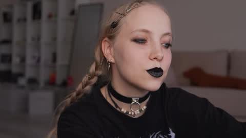  REYNA  next stream is 11h of Feb online show from March 29, 3:13 pm