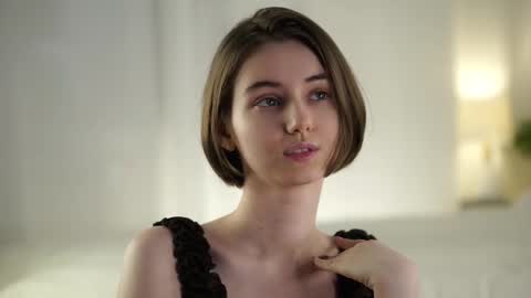 Meghan online show from December 22, 12:01 pm