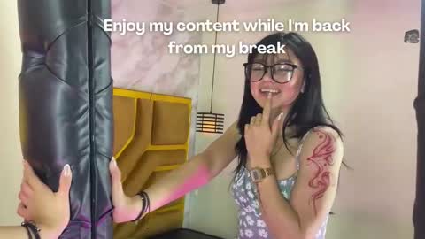   online show from November 8, 12:19 pm