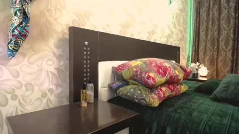 Snapshot of april_bronte chatting on January 28, 9:40 pm April Bronte online show from January 28, 9:40 pm