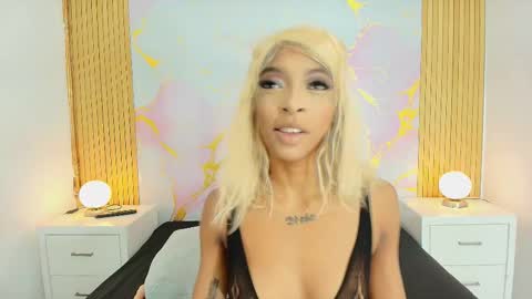 aprillross online show from February 3, 11:58 am