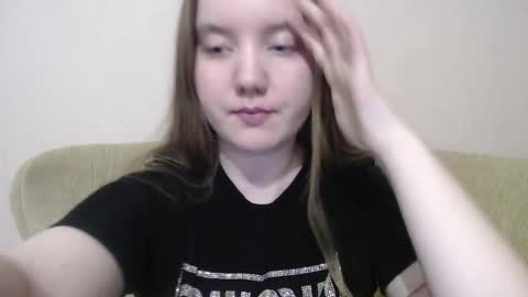 Josefin online show from September 27, 2:04 pm